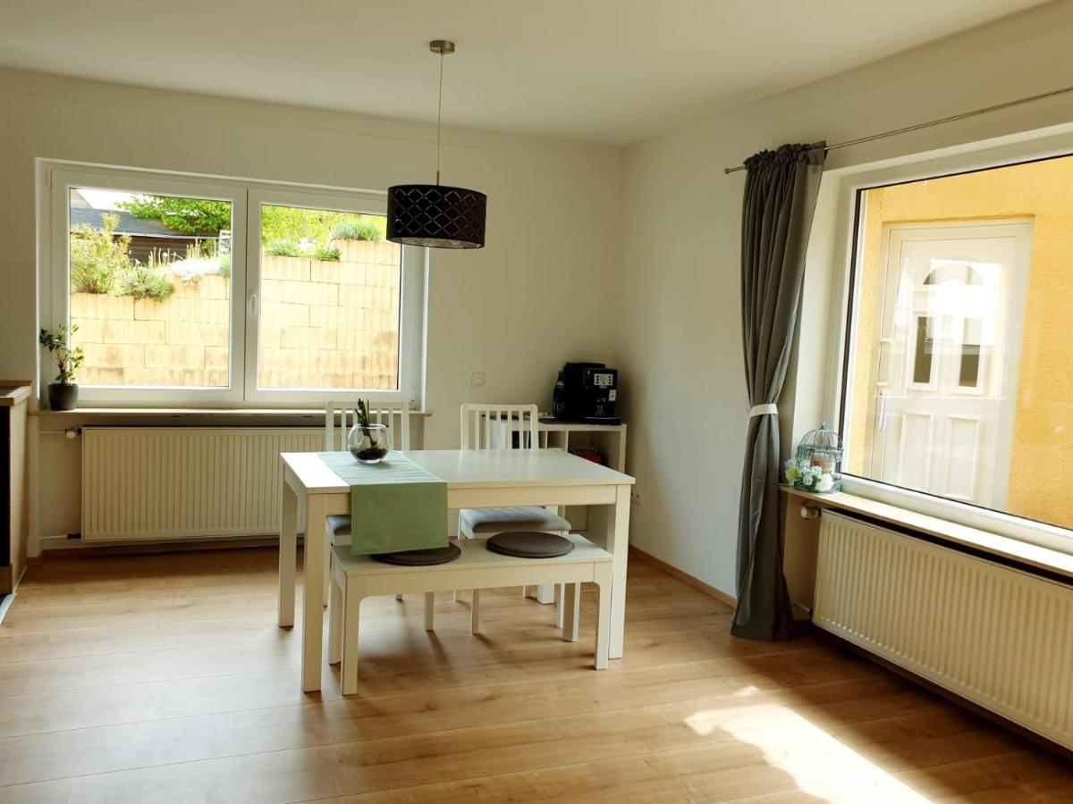 Ferienwohnung Im Green บาดนอยเอินอาห์-อาร์ไวเลอร์ ภายนอก รูปภาพ